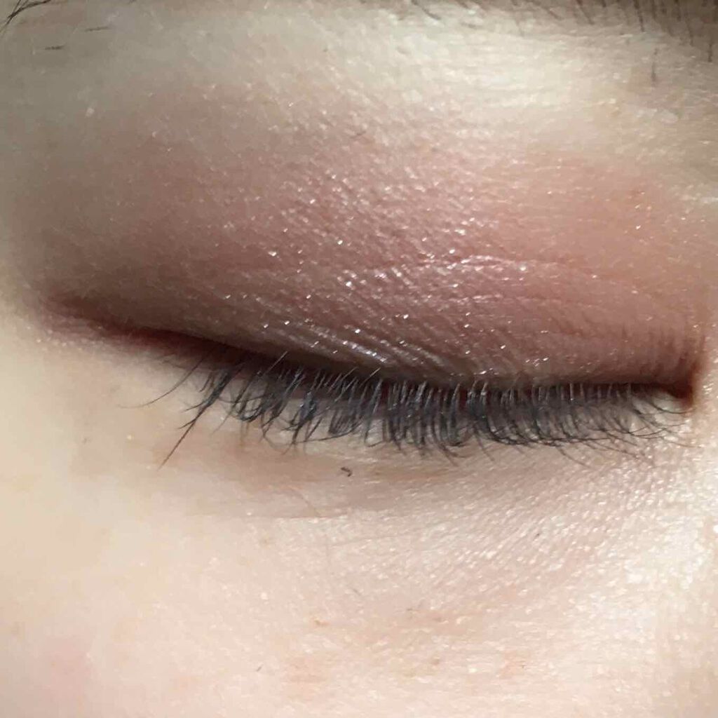 スパークリングアイグロス/スウィーツ スウィーツ/リキッドアイシャドウを使ったクチコミ(2枚目)