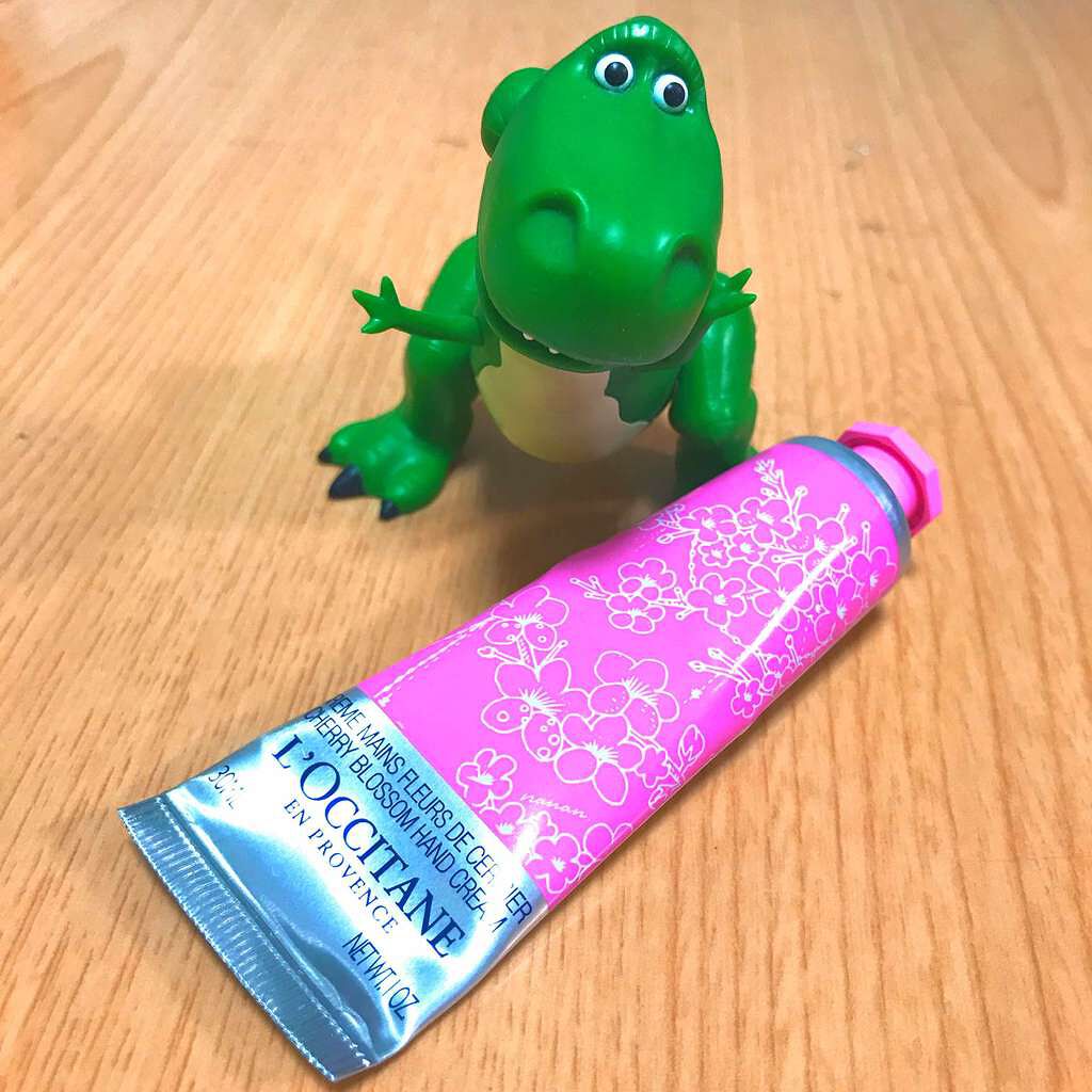 チェリーブロッサム ソフトハンドクリーム/L'OCCITANE/ハンドクリームを使ったクチコミ(1枚目)