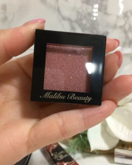 シングルアイシャドウ/マリブビューティー/単色アイシャドウを使ったクチコミ(1枚目)