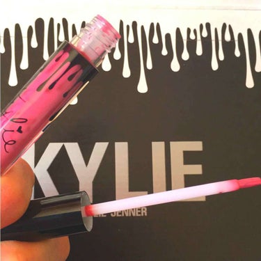 グロス/Kylie Cosmetics/リップグロスを使ったクチコミ（3枚目）