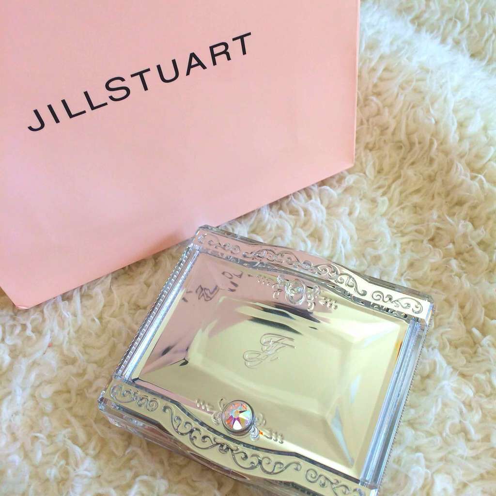 ブルーミングデュー オイルインブラッシュ/JILL STUART/パウダーチークを使ったクチコミ(1枚目)