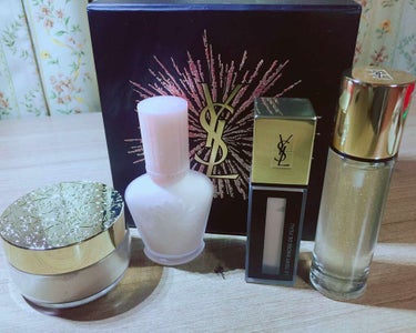 ラディアント タッチ ブラープライマー/YVES SAINT LAURENT BEAUTE/化粧下地を使ったクチコミ（1枚目）