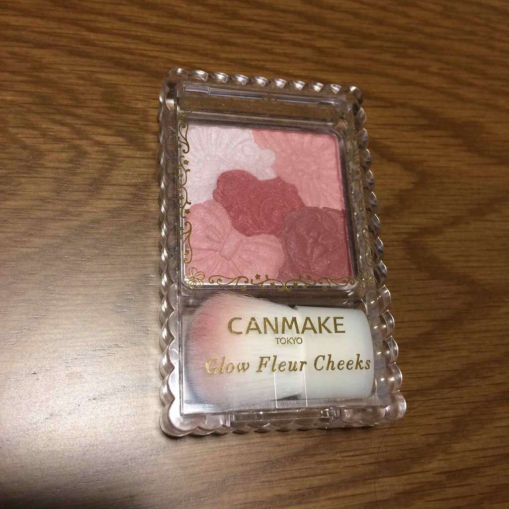 グロウフルールチークス/キャンメイク/パウダーチークを使ったクチコミ(1枚目)