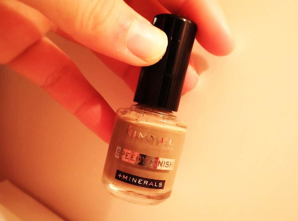 スピーディ フィニッシュ N/リンメル ロンドン/マニキュアを使ったクチコミ(1枚目)