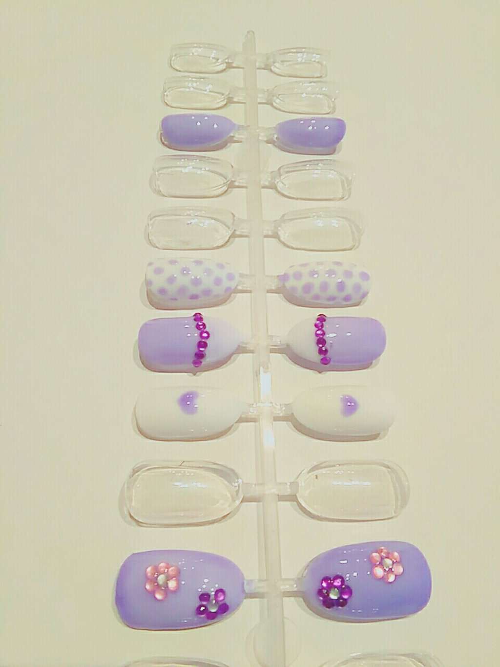 サンリオネイル/DAISO/マニキュアを使ったクチコミ(2枚目)