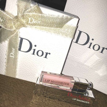 お兄ちゃんからのクリスマスプレゼント🎁

ずっと欲しかったから嬉しい😊

#Dior#MAXIMIZER#クリスマスプレゼント