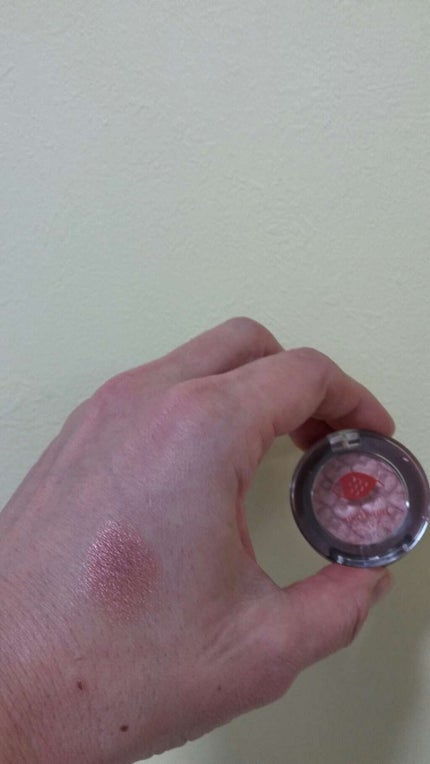 ルックアット マイアイズ/ETUDE/単色アイシャドウを使ったクチコミ(2枚目)