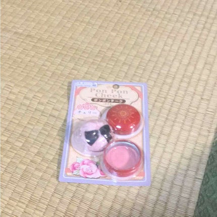 エルファーポンポンチークB/DAISO/パウダーチークを使ったクチコミ(1枚目)