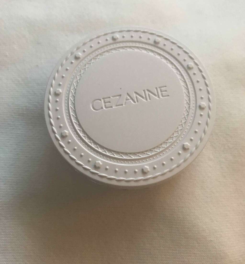 UVクリアフェイスパウダー/CEZANNE/プレストパウダーを使ったクチコミ(1枚目)