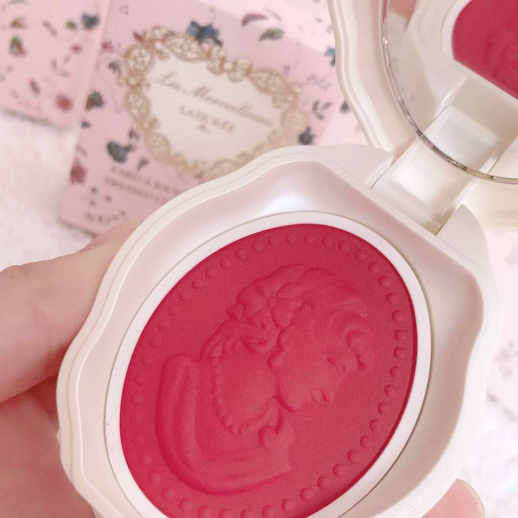 プレスト チークカラー/レ・メルヴェイユーズ ラデュレ/パウダーチークを使ったクチコミ（1枚目）