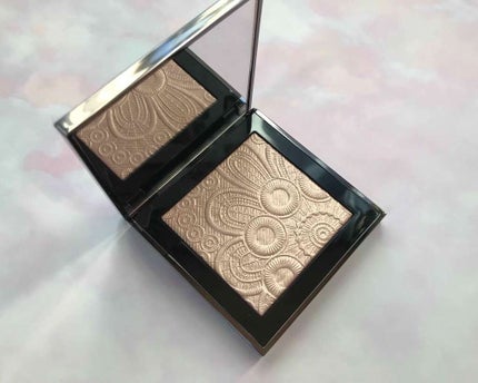 フレッシュグロウ ハイライター/Burberry Beauty/パウダーハイライトを使ったクチコミ(1枚目)