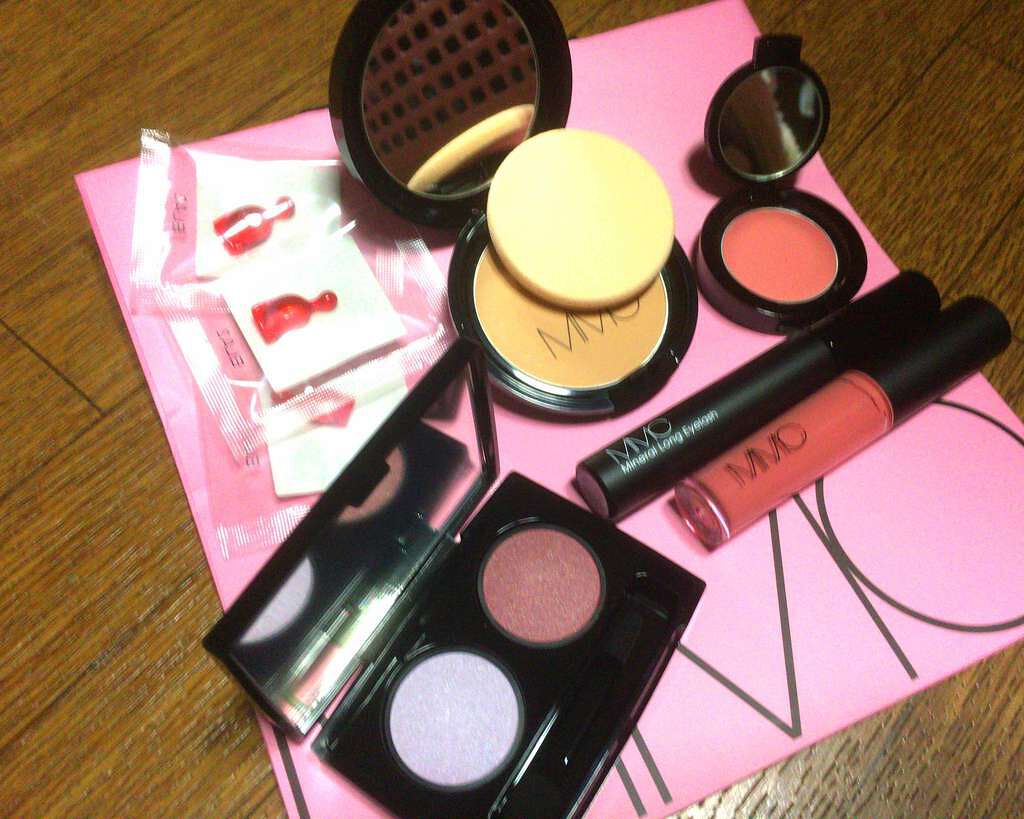 みにまむ。 on LIPS 「mimcの福袋A、昨日発送されて、今届きました!石鹸で落とせる..」(1枚目)