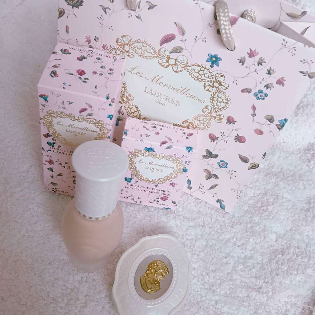 リクイド ファンデーション/レ・メルヴェイユーズ ラデュレ/リキッドファンデーションを使ったクチコミ(1枚目)