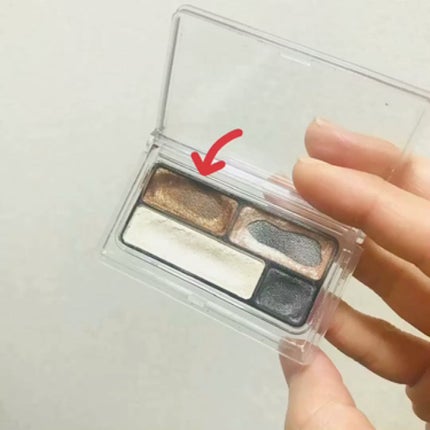 無印良品 アイカラー(4色タイプ)(旧)のクチコミ「💁🏼無印良品のアイカラーがよい。💁🏼
※2枚目以降は動画🚨
普段メイクに使っている
無印良品.....」(3枚目)