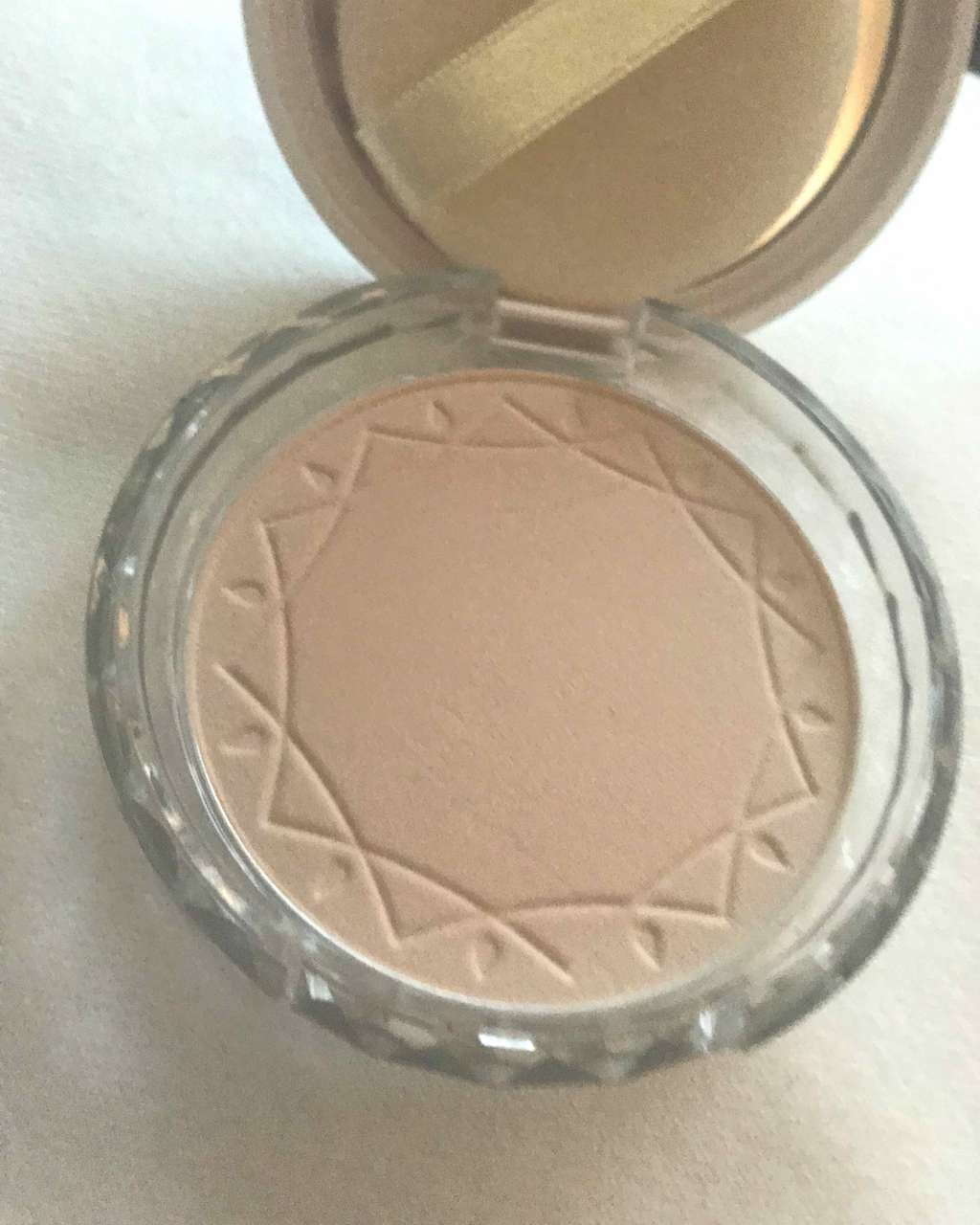 UVクリアフェイスパウダー/CEZANNE/プレストパウダーを使ったクチコミ(2枚目)