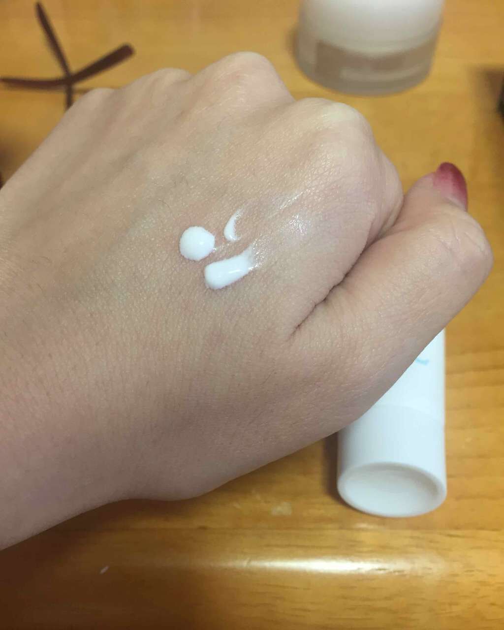 ミルキーホワイト クリーム/ハイジドルフ/化粧下地を使ったクチコミ(3枚目)