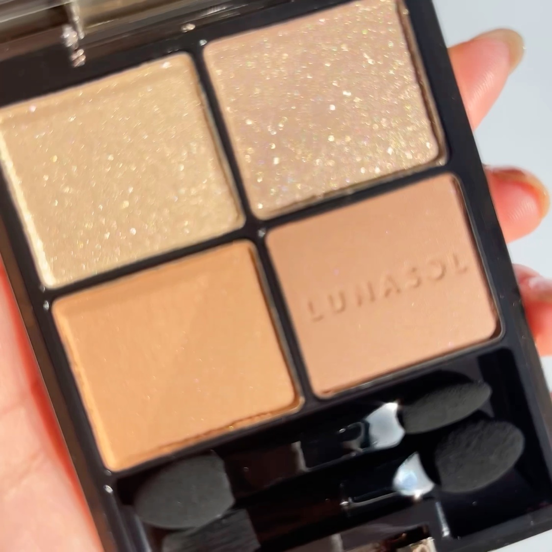 アイカラーレーション/LUNASOL/アイシャドウパレットを使ったクチコミ（3枚目）