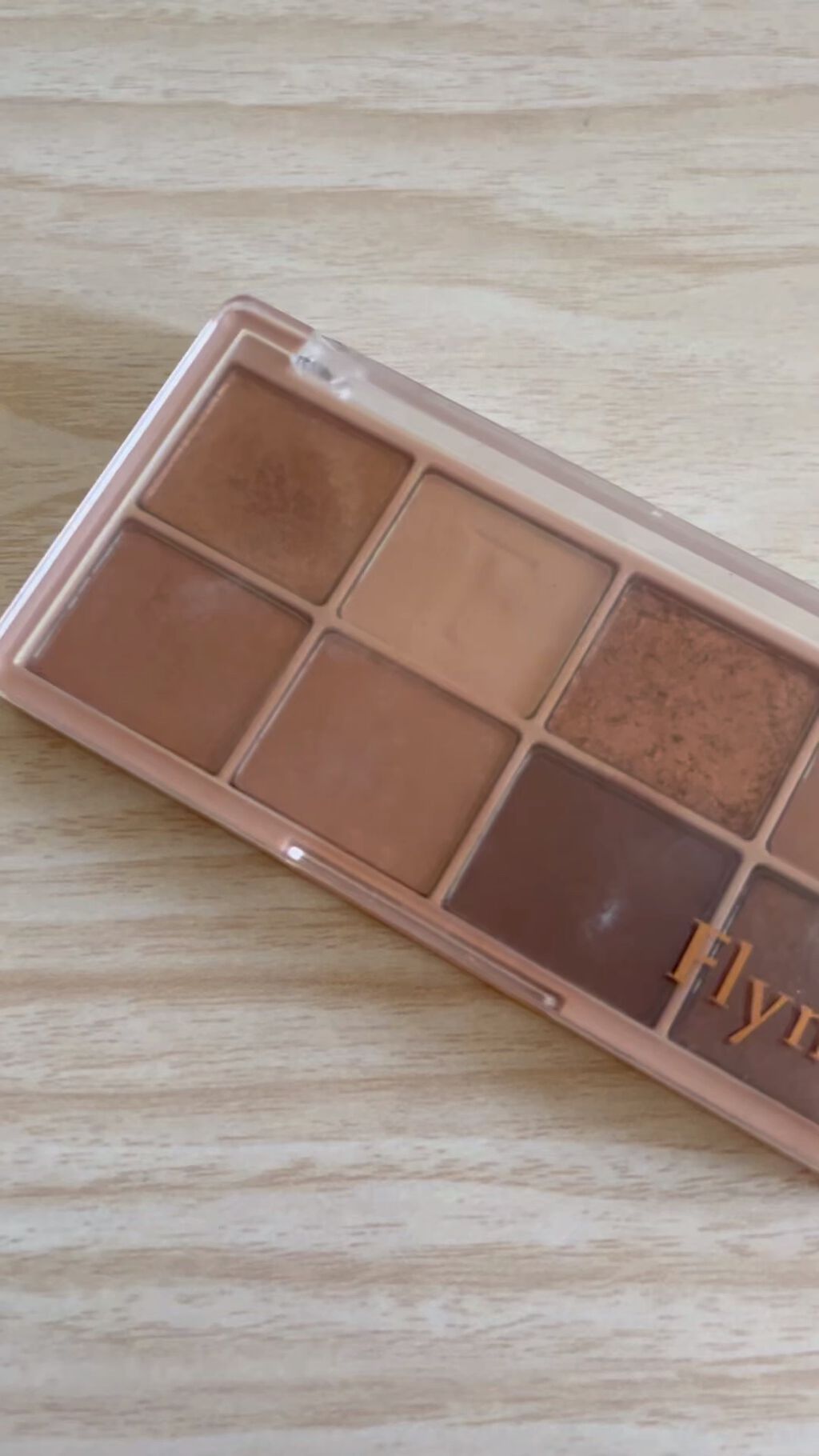 ラッスルアイシャドウパレット/Flynn/アイシャドウパレットを使ったクチコミ（1枚目）