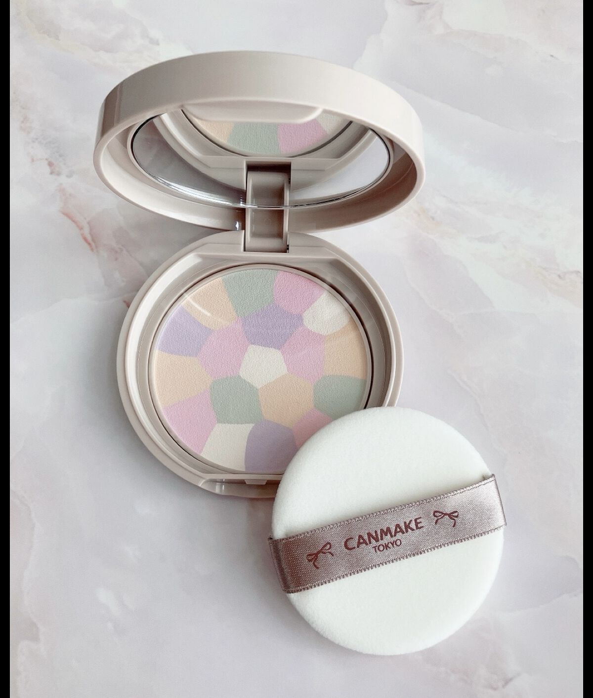 マシュマロフィニッシュパウダーブラシ/キャンメイク/メイクブラシの人気ショート動画