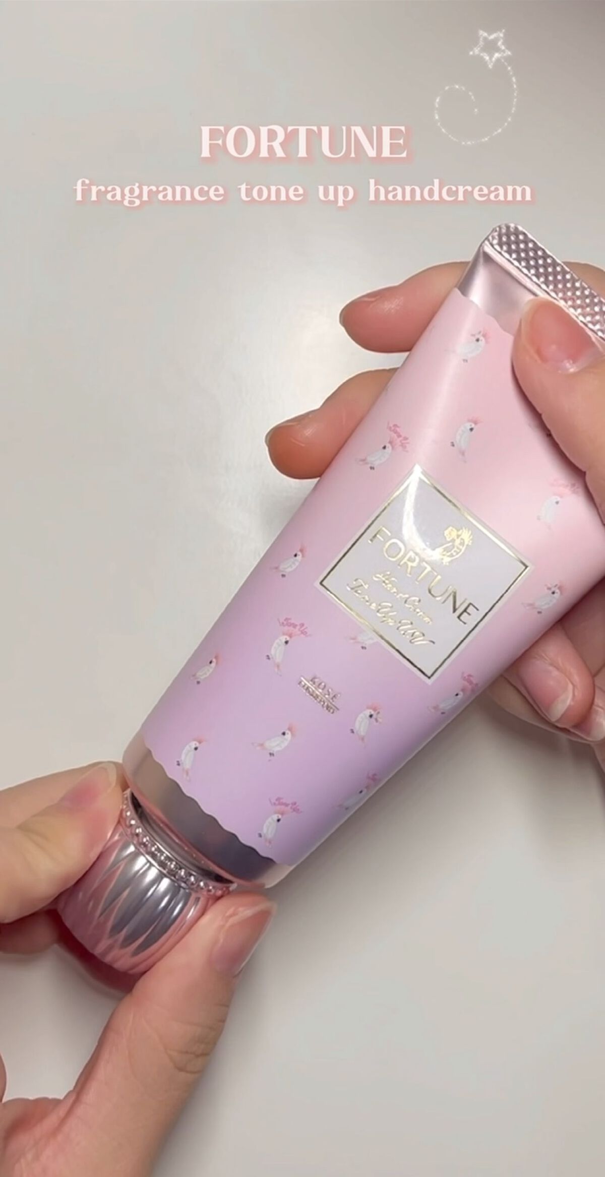 フレグランス トーンアップ ハンドクリーム/フォーチュン/ハンドクリームの動画クチコミ2つ目