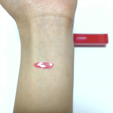 メスメリック グロスオン/CHICCA/リップグロスを使ったクチコミ(3枚目)