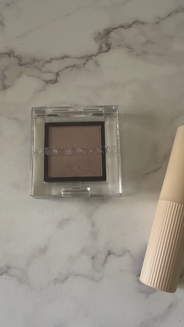 ピュア カラー ジェリー グロウ バーム/ESTEE LAUDER/リップケアの動画クチコミ5つ目