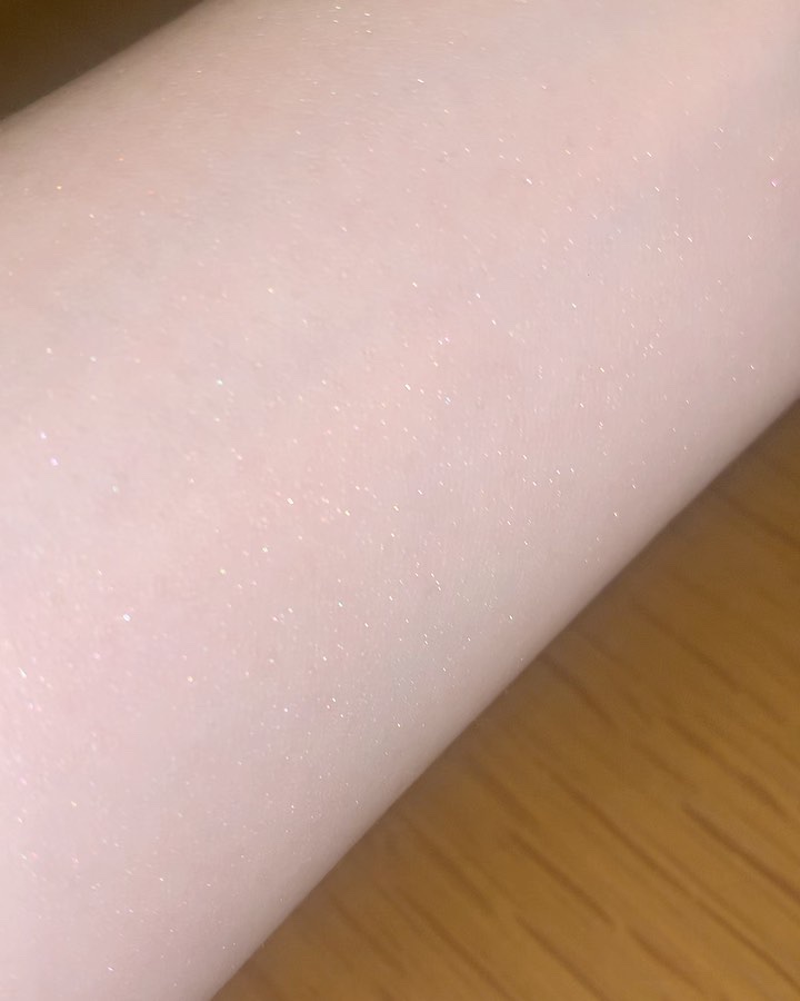 双花彫刻 ハイライト/花西子/パウダーハイライトを使ったクチコミ（3枚目）