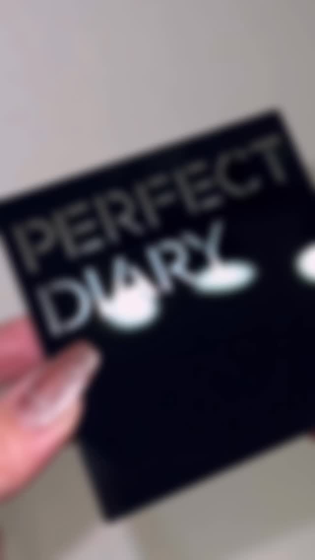 トランスルーシェント ブルーリング セッティング パウダー/PERFECT DIARY/プレストパウダーの人気ショート動画