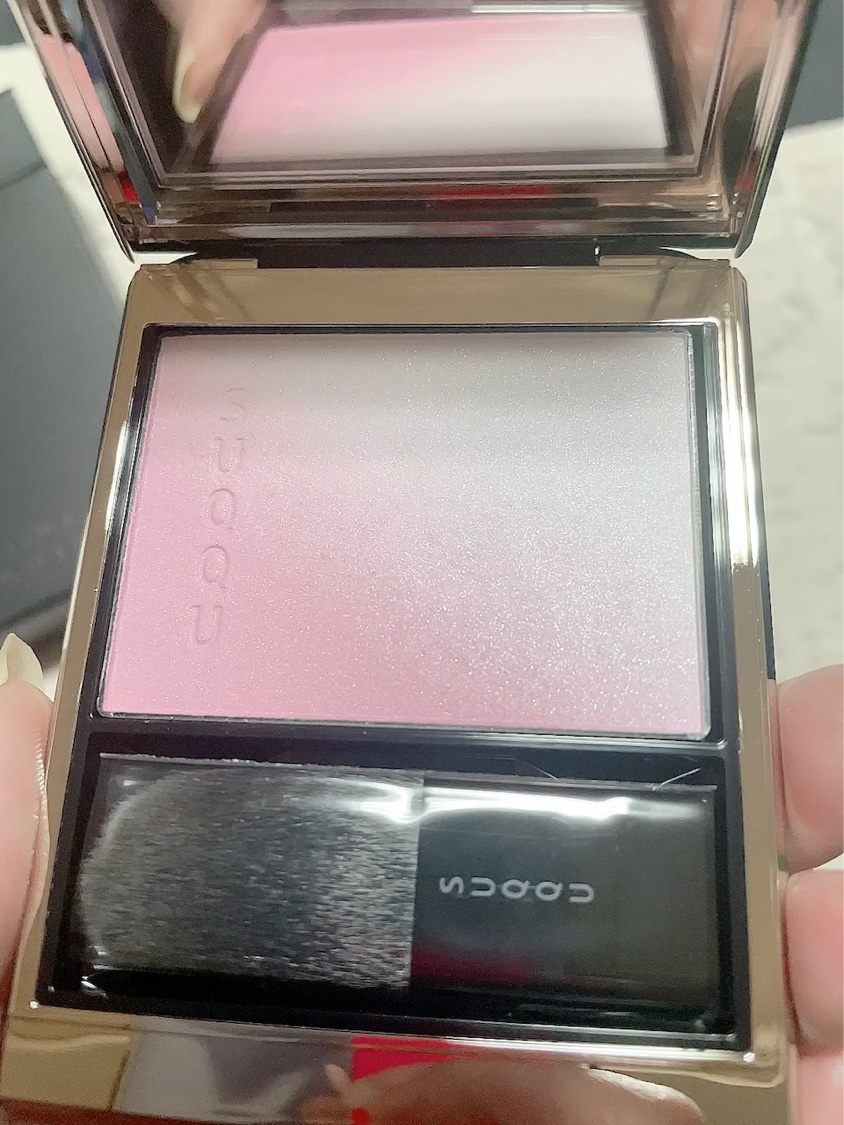 ブラーリング カラー ブラッシュ/SUQQU/パウダーチークを使ったクチコミ（3枚目）