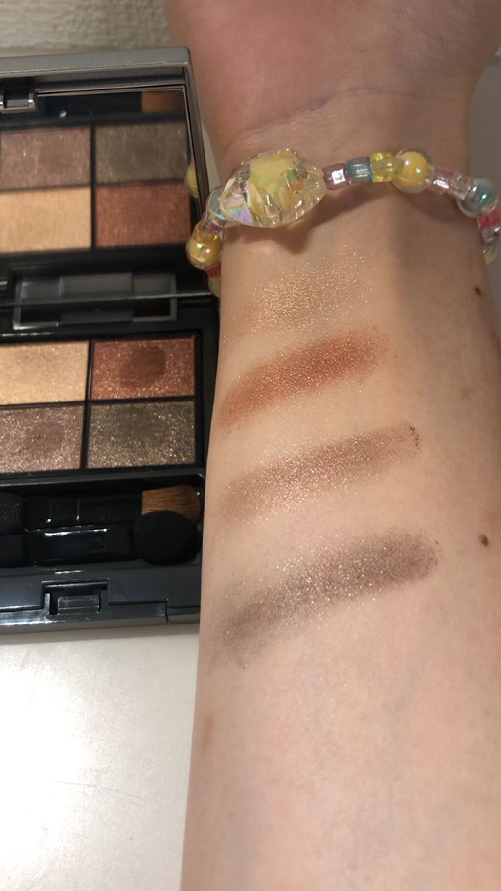 パレットアイシャドウ/＆be/アイシャドウパレットの人気ショート動画