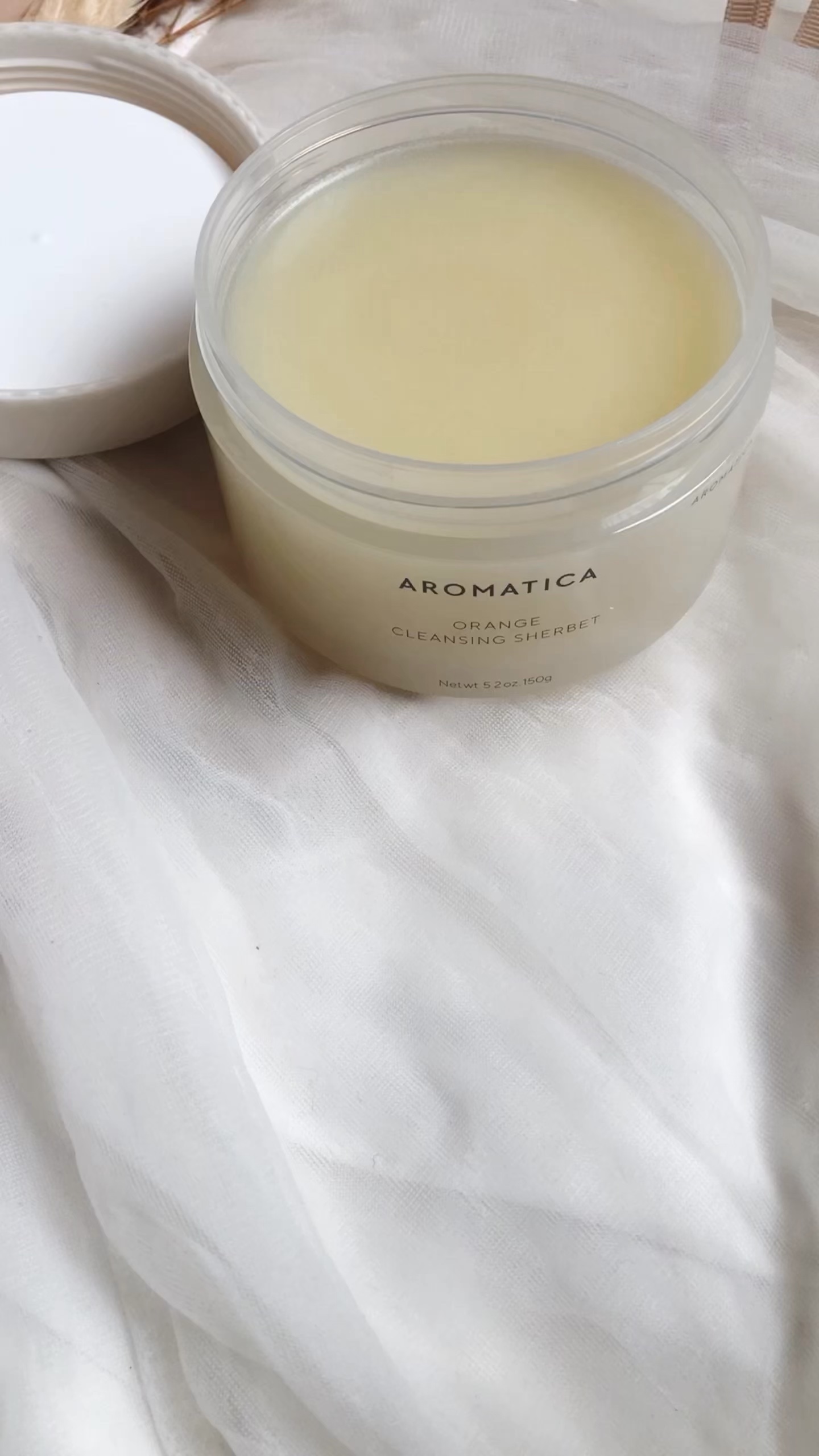 オレンジクレンジングシャーベット/AROMATICA/クレンジングバームの人気ショート動画