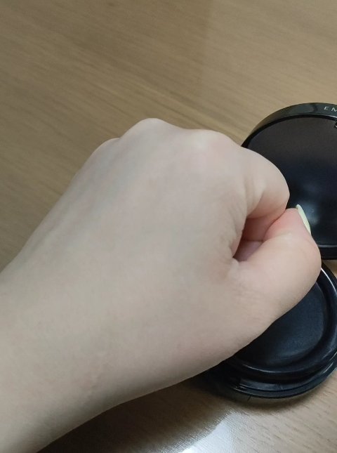 ブルートーンアップクッション/EMROSÉ/クッションファンデーションを使ったクチコミ（3枚目）