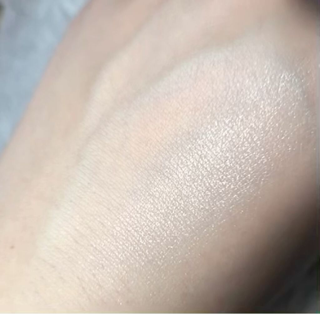 プリズム エアー ハイライター/CLIO/パウダーハイライトを使ったクチコミ（2枚目）