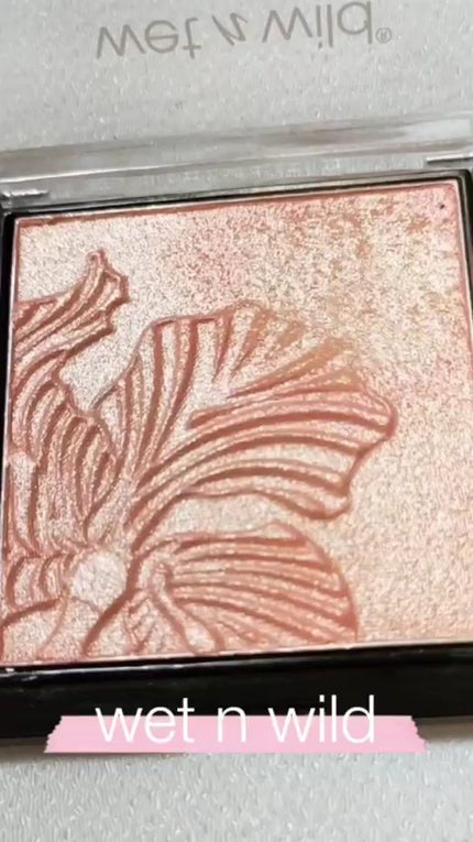 MegaGlo Highlighting Powder/wet 'n' wild/パウダーハイライトの動画クチコミ2つ目