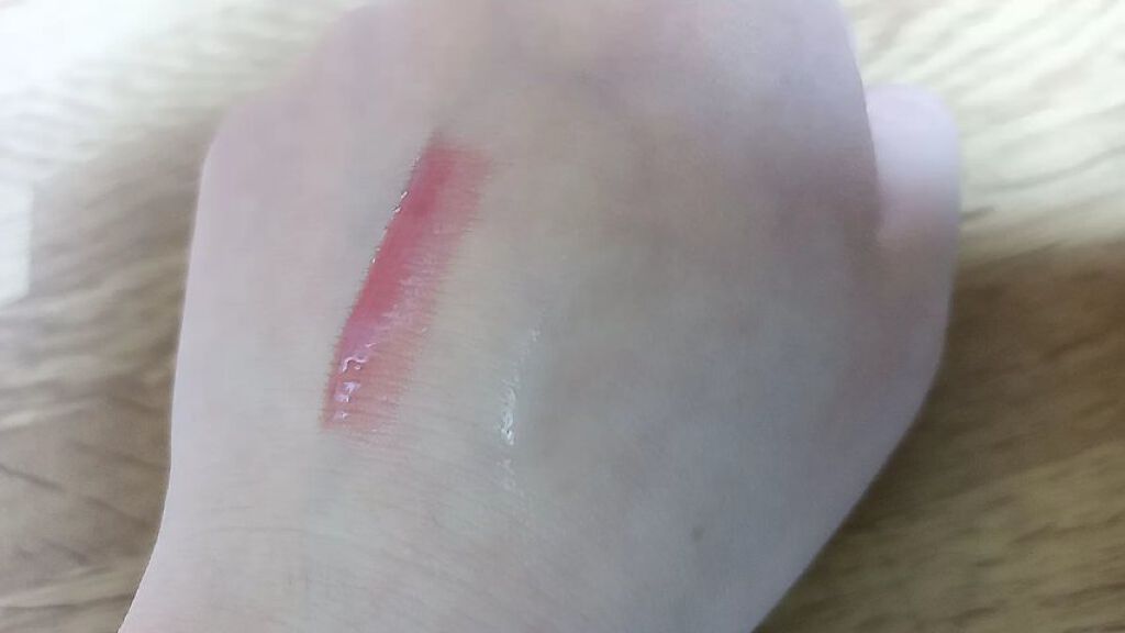 38°C / 99°F リップトリートメント (リップ美容液)/UZU BY FLOWFUSHI/リップケアを使ったクチコミ（2枚目）