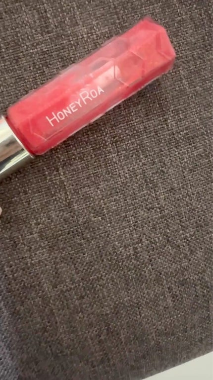 ハニーラスター r/ROAlív/リップグロスの人気ショート動画