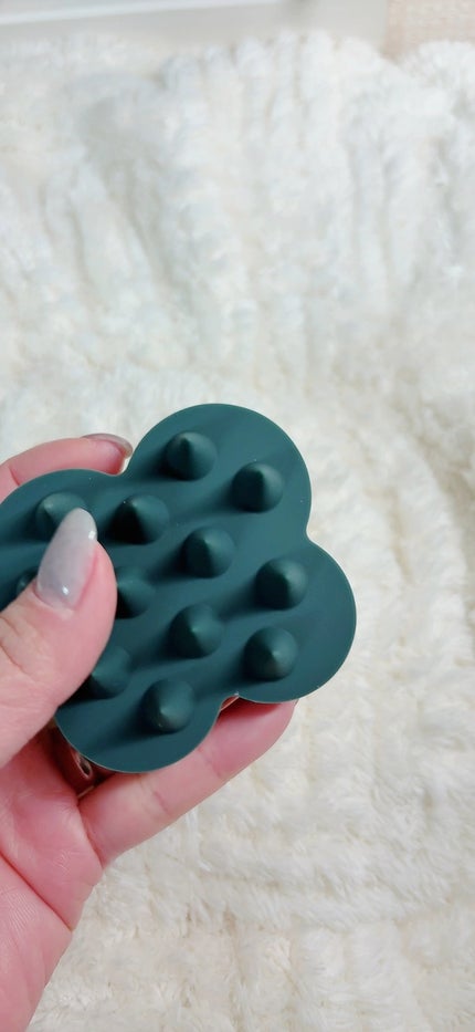 uka scalp brush kenzan/uka/スカルプブラシの人気ショート動画