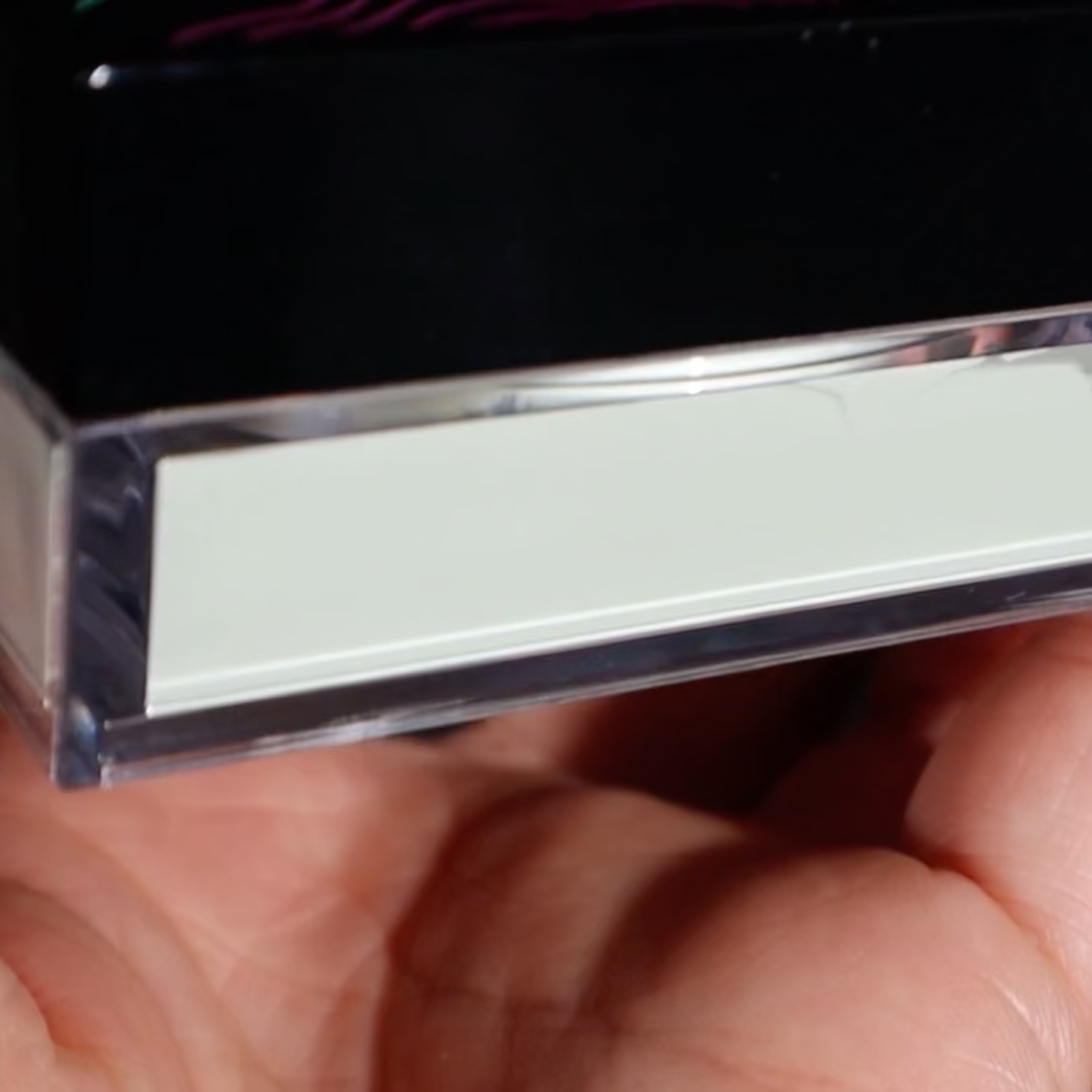 アンリミテッド mopo™ ルース パウダー/shu uemura/ルースパウダーの動画クチコミ1つ目