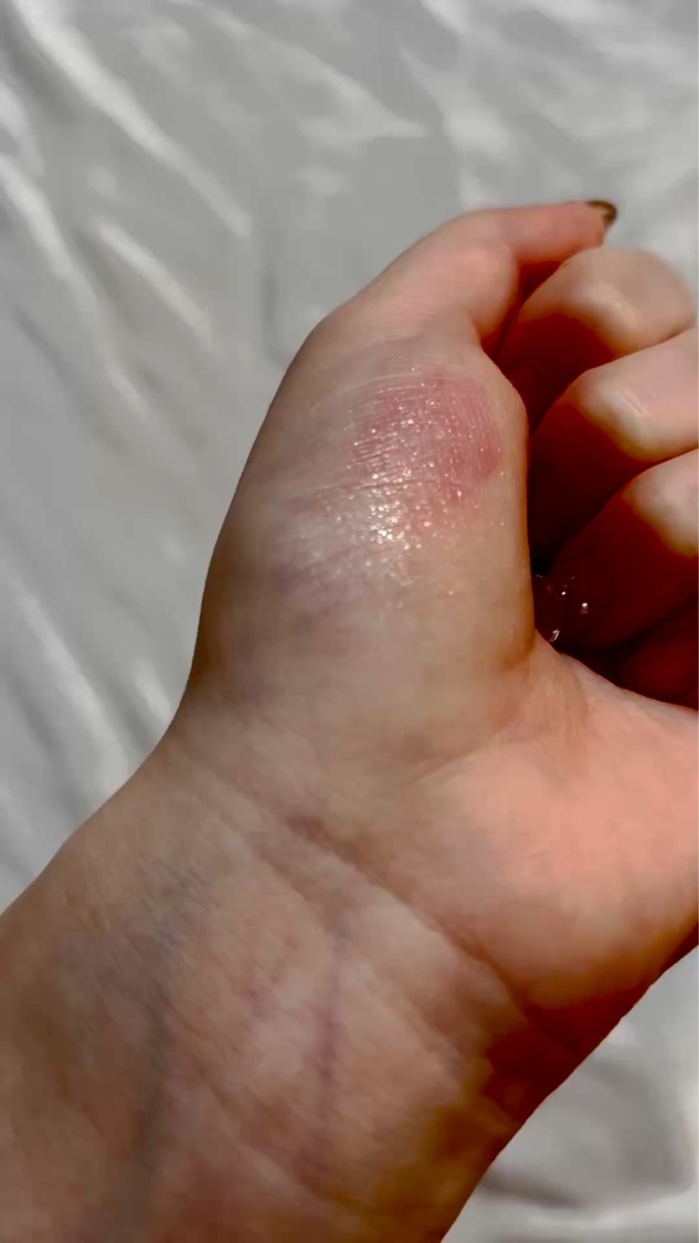 グリッター シャドウ カラー 03 コーラルサートン(CORAL SATURN)/rom&nd/グリッターを使ったクチコミ（2枚目）