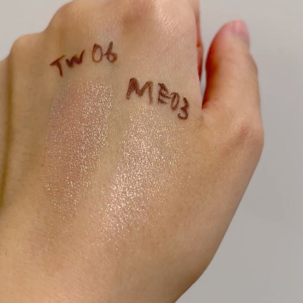 マルチカラーバリエーション トゥインクル/チャコット・コスメティクス/単色アイシャドウを使ったクチコミ（3枚目）