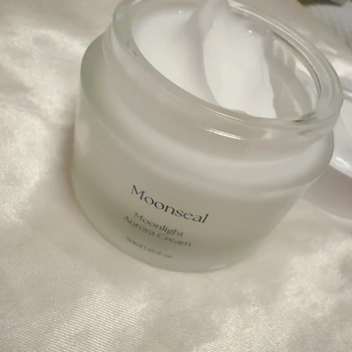 ムーンライトオーロラセラム/Moonseal/美容液の動画クチコミ3つ目