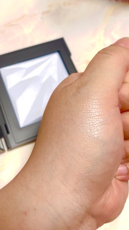 アンリミテッド ルミマット セッティング ジェル イン パウダー/shu uemura/プレストパウダーの人気ショート動画