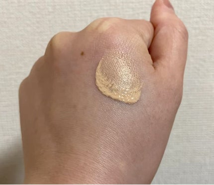 シェイド アンド イルミネイト ファンデーション SPF45 ソフト ラディアンス クッション コンパクト/TOM FORD BEAUTY/リキッドファンデーションを使ったクチコミ(3枚目)