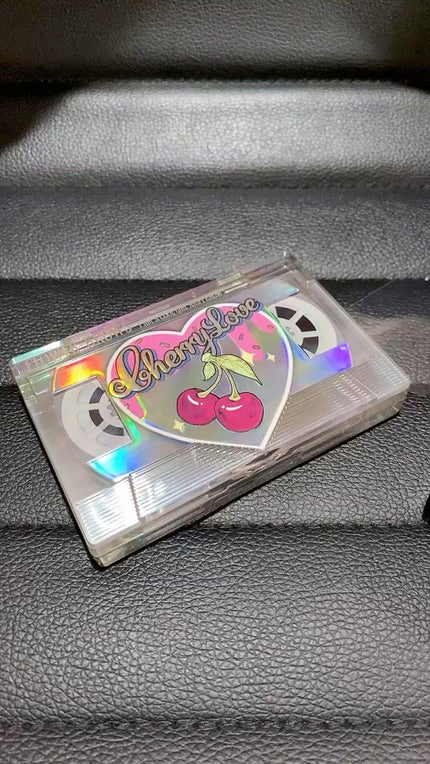 レトロマグネティック アイシャドウパレット/FlowerKnows/アイシャドウパレットの人気ショート動画