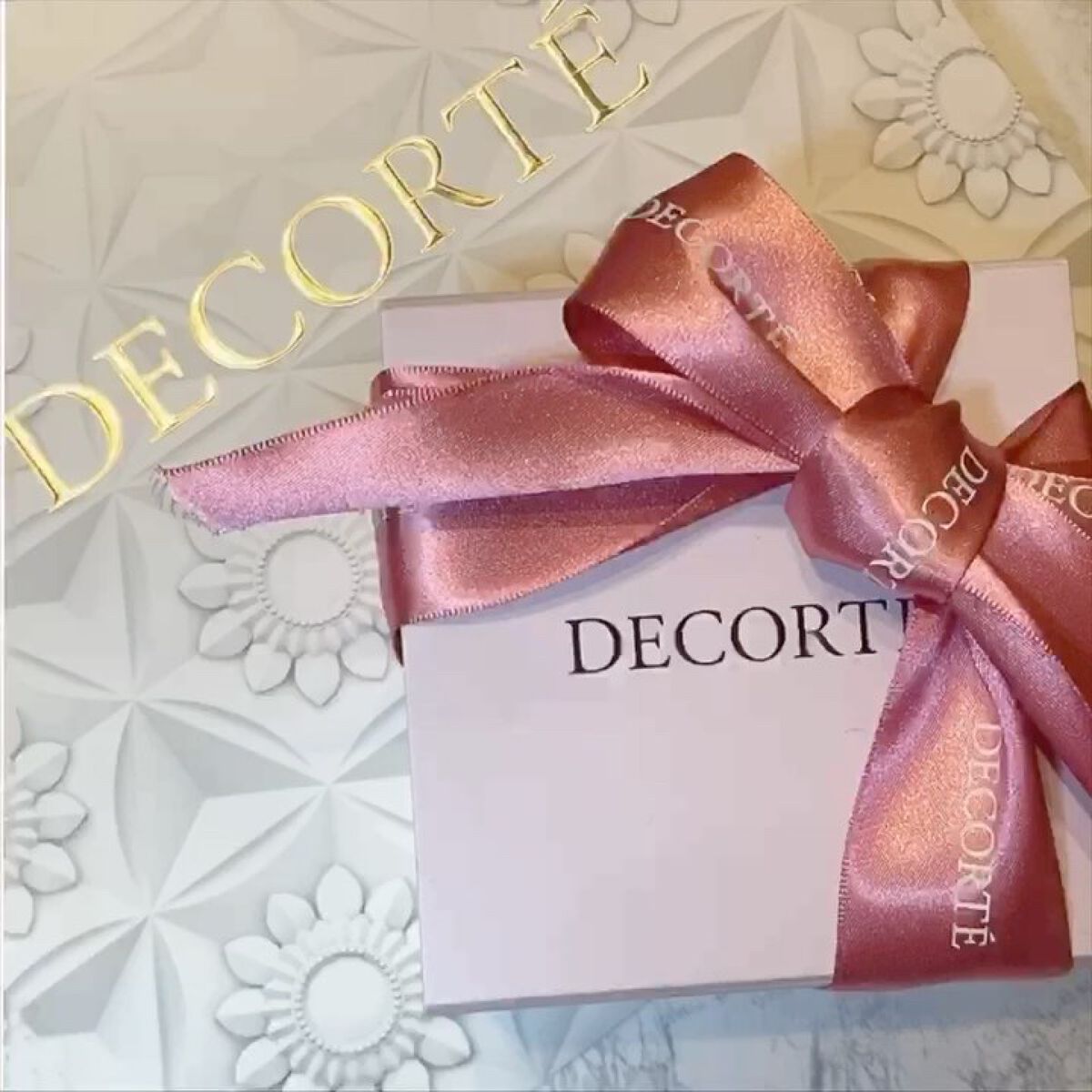 ロージー グロウライザー/DECORTÉ/化粧下地を使ったクチコミ（2枚目）