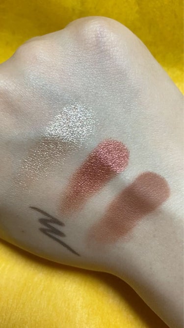 PERMAGEL ULTRA GLIDE EYE PENCIL/PAT McGRATH LABS/ペンシルアイライナーの動画クチコミ1つ目