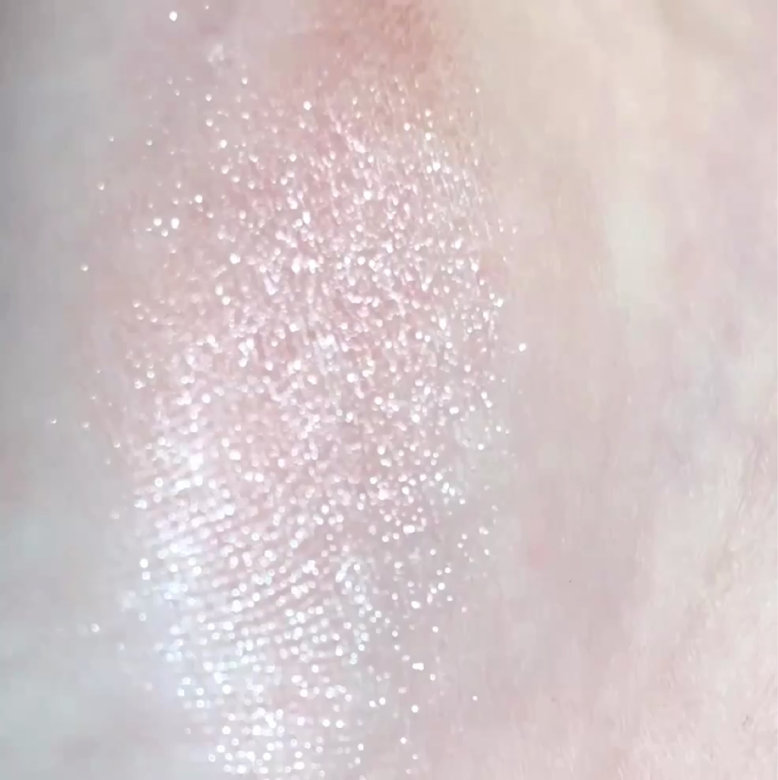 シングルアイシャドウ/hince/単色アイシャドウを使ったクチコミ（2枚目）