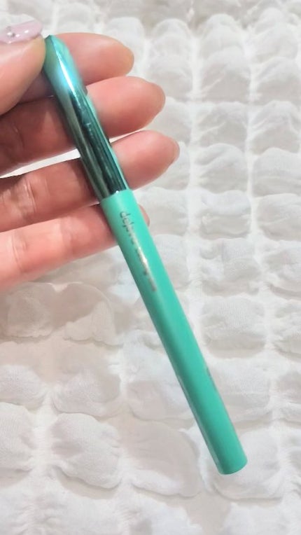 「密着アイライナー」クリームペンシル/デジャヴュ/ペンシルアイライナーの人気ショート動画