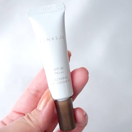 グロウイングデイクリームUV/LUNASOL/日焼け止めクリームの人気ショート動画