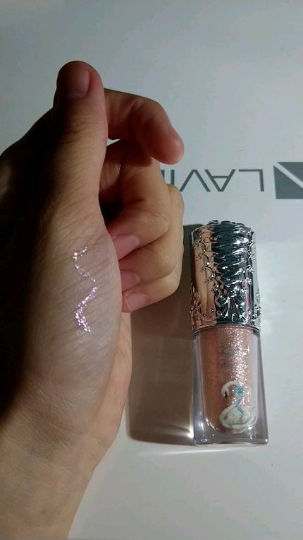 フラワーノーズ スワンバレエシリーズ リキッドアイシャドウ/FlowerKnows/リキッドアイシャドウの人気ショート動画